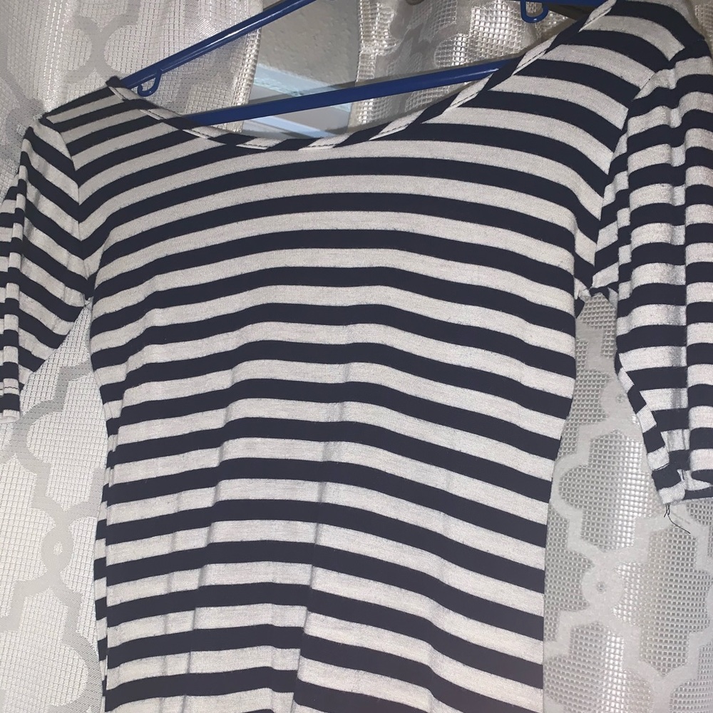 striped tee shirt